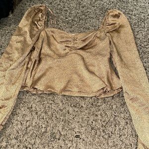 mi ami flowy cropped blouse